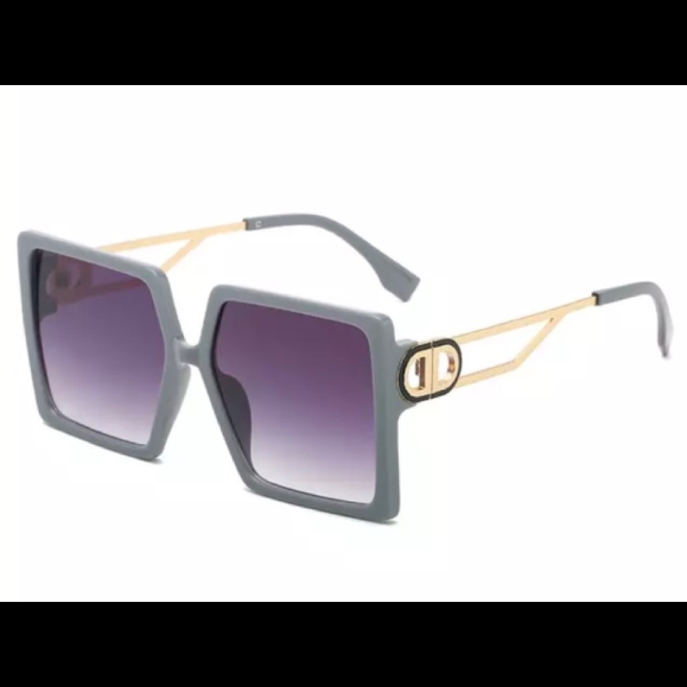 Exquisite Sunglasses Oversized 😎😎😎😎 - Picture 7 of 10